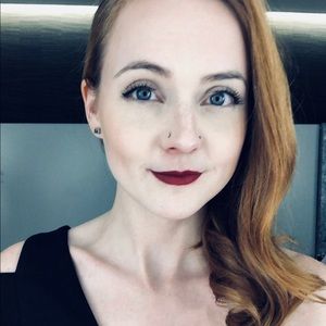 Meet your Posher, Nikki